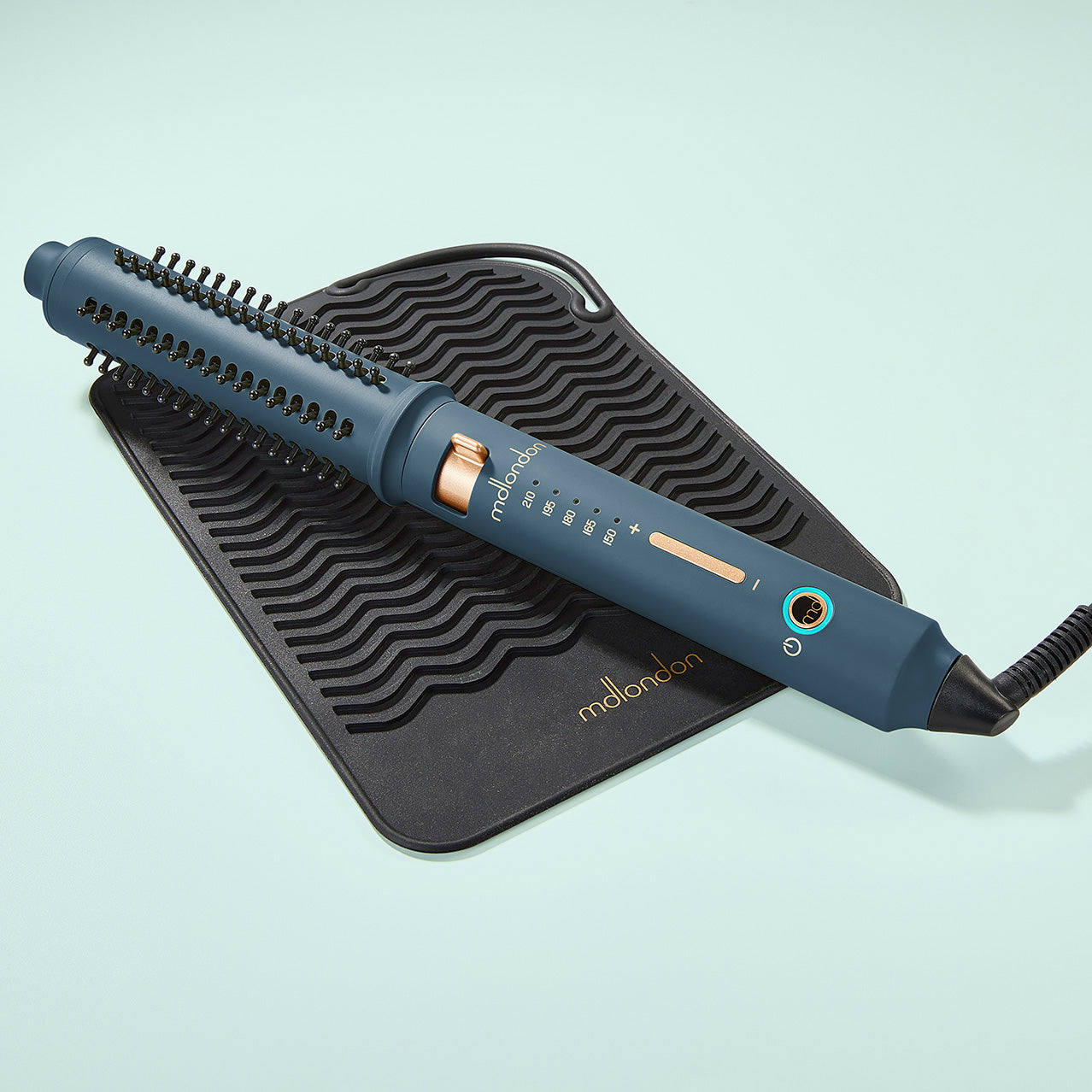 MDLondon WAVE Heated barrel brush multi-styler